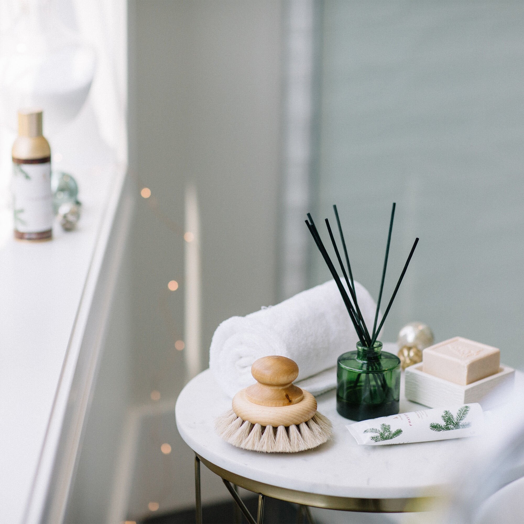 Frasier Fir? Petite Reed Diffuser - Image 3