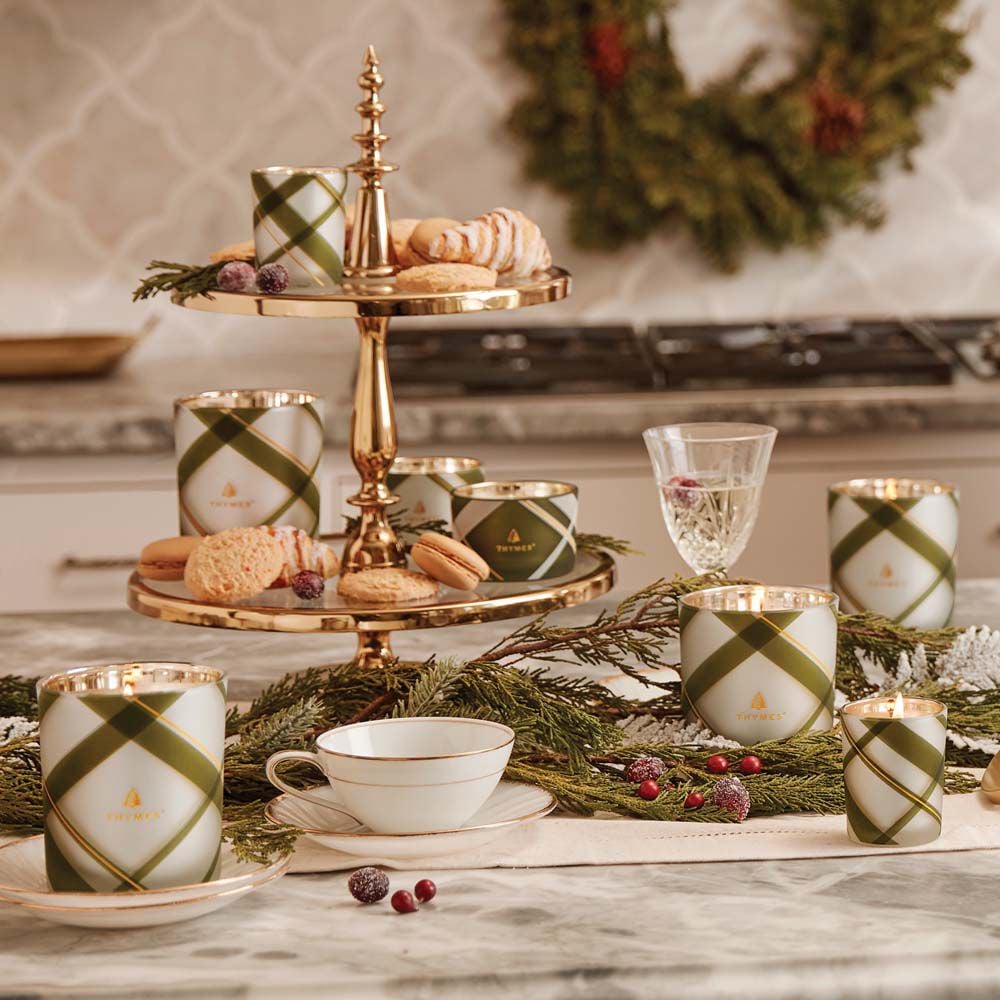 Frasier Fir? Frosted Plaid Medium Candle - Image 5